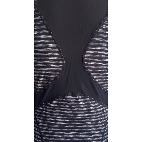 Zella Womens Small Full Zip Polyester Athletic Jacket Black White Stripe Pockets - Picture 5 of 6